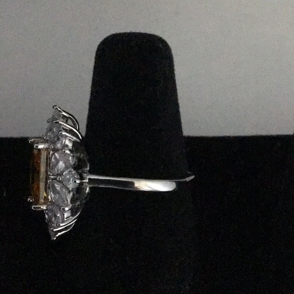 Beautiful Citrine Ring - Picture 8 of 9
